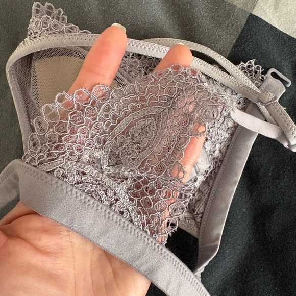 VS Bralette - Picture 3 of 5